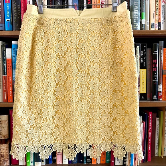 Anthropologie Dresses & Skirts - Anthropologie Elevenses Allamanda Buttercream Yellow Lace Pencil Skirt, size 10